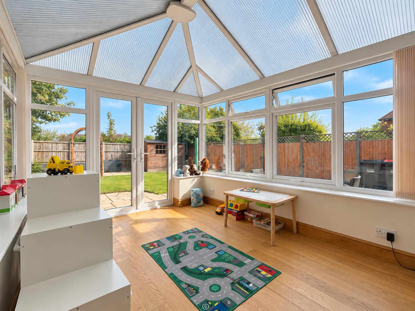 Kennington Close, Newport Pagnell